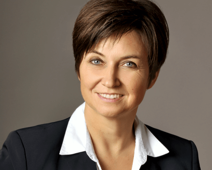 Frau Dr. Susanne Lang-Eilfort